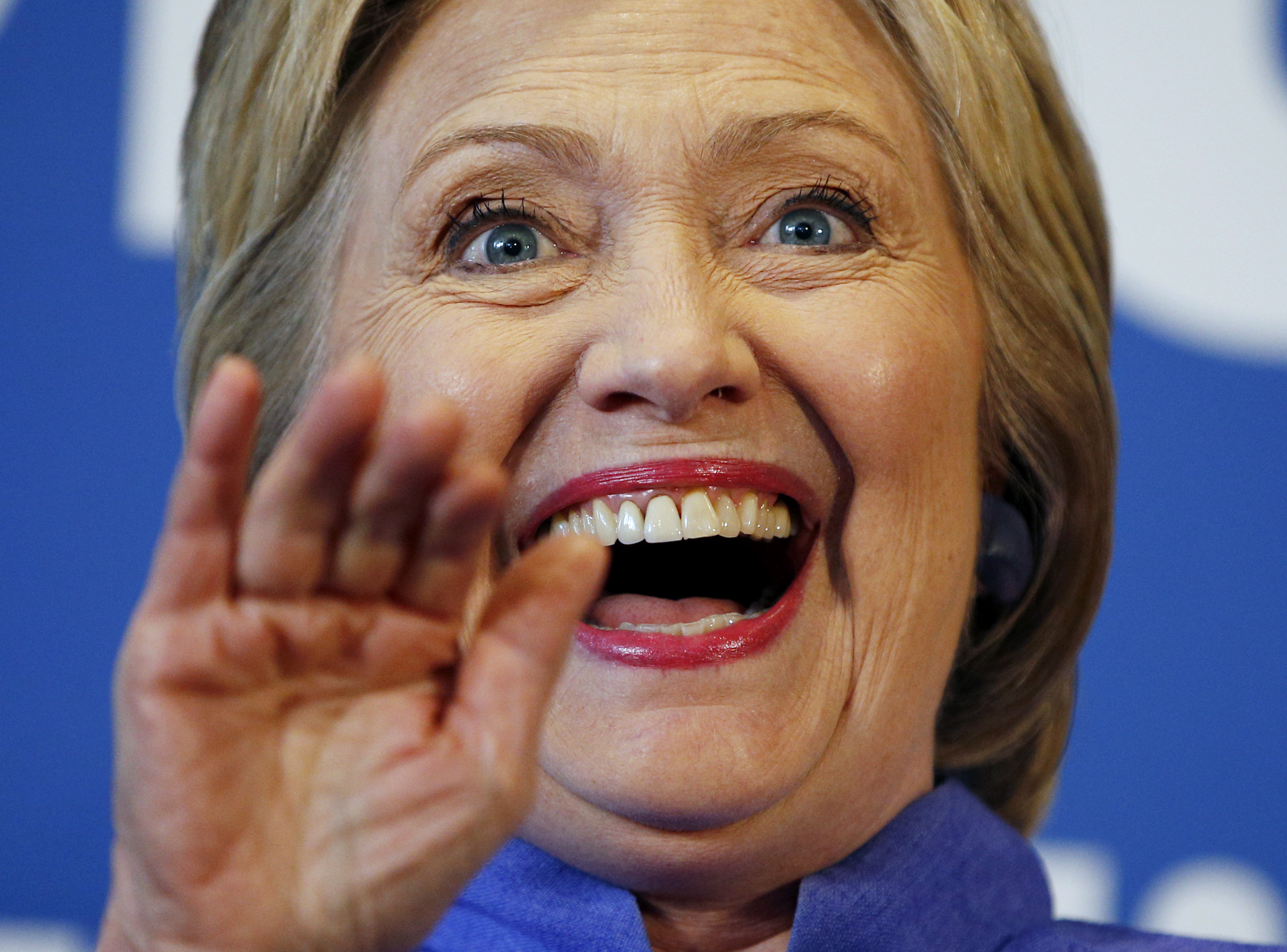 Большой рот картинки. Хиллари Клинтон. Хиллари Клинтон 2022. Хиллари Клинтон зубы. Улыбка Хиллари Клинтон.
