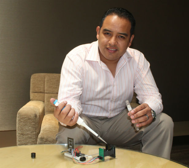 Carlos Bernal