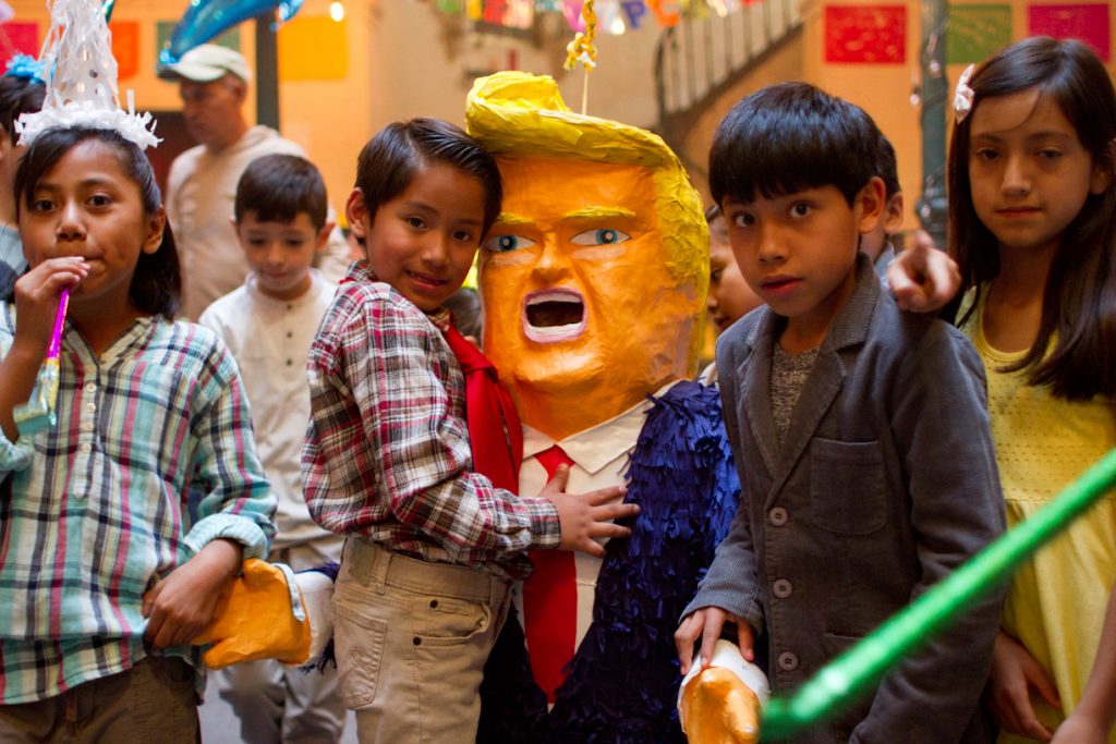 Una piñata de Donald Trump