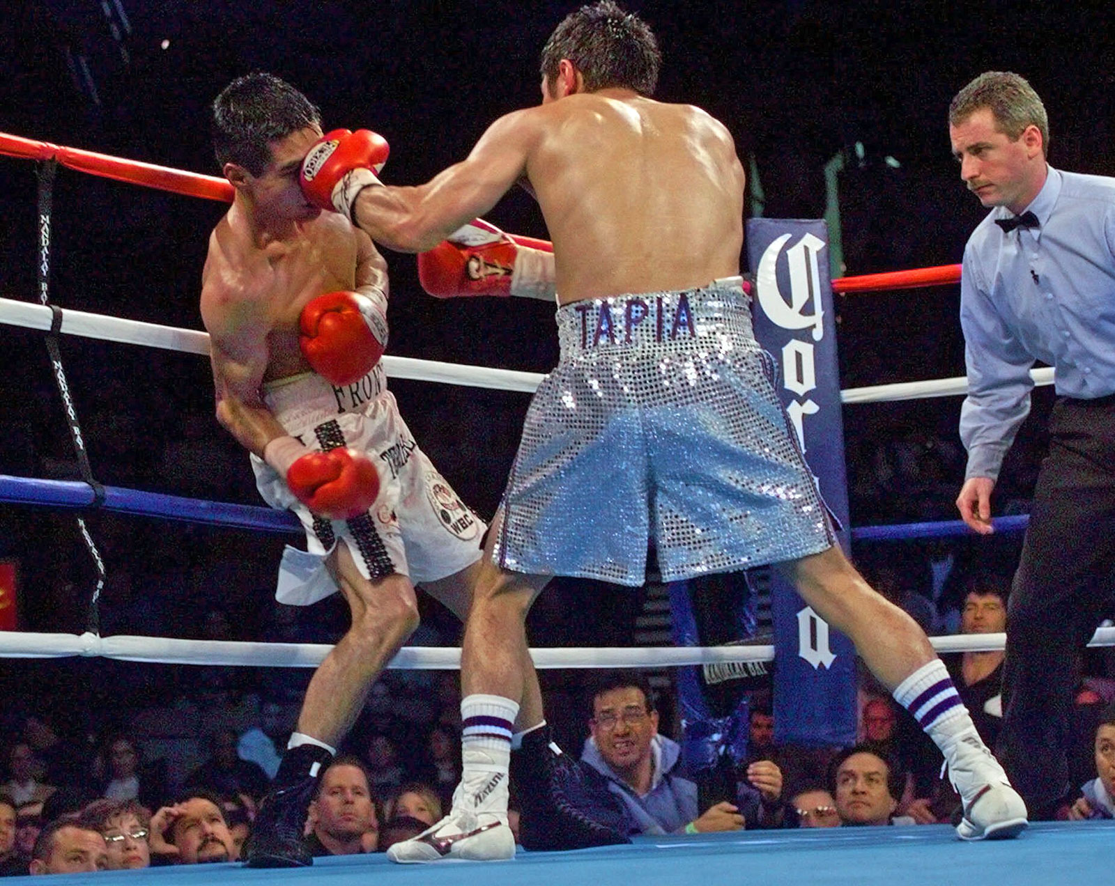 Marco Barrera vs Erik Morales. Marco Barrera vs Erik Morales