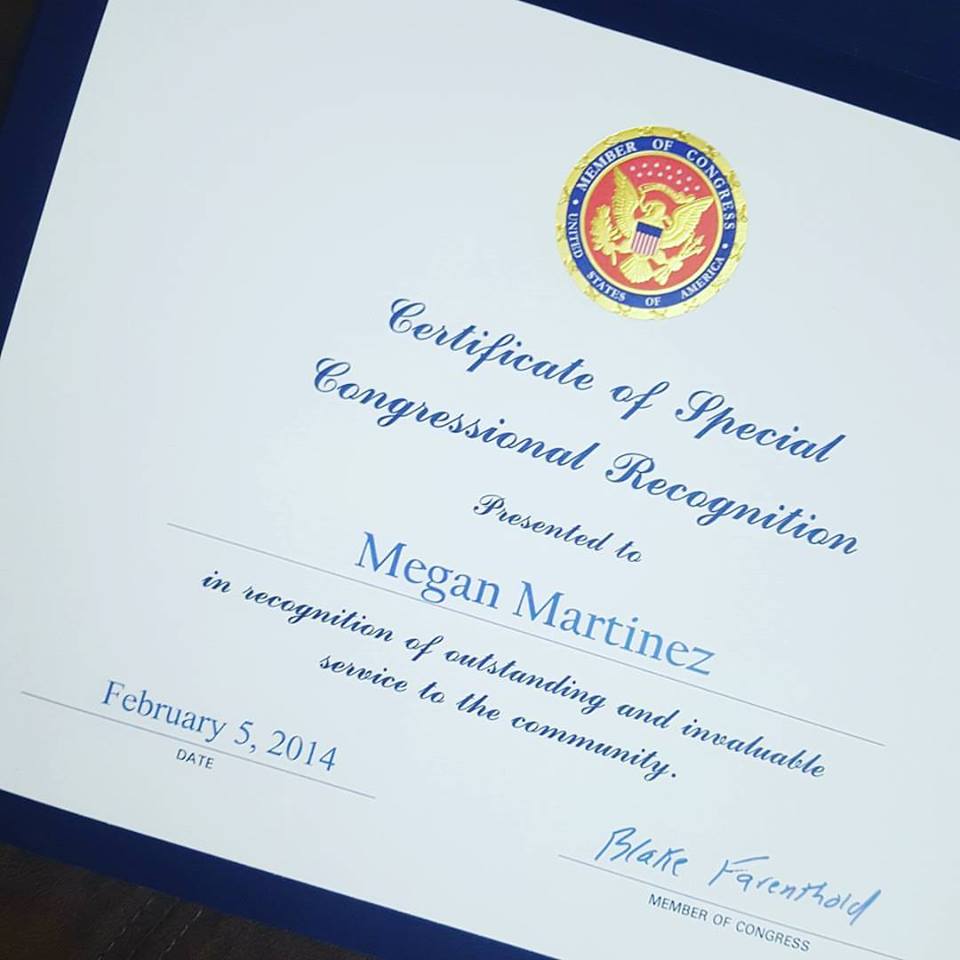 Reconocimiento a la hispana Megan Martinez.