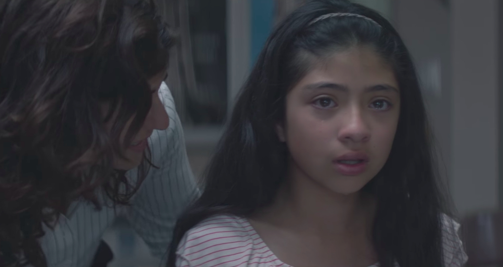 Fragmento del video musical sobre familias inmigrantes.