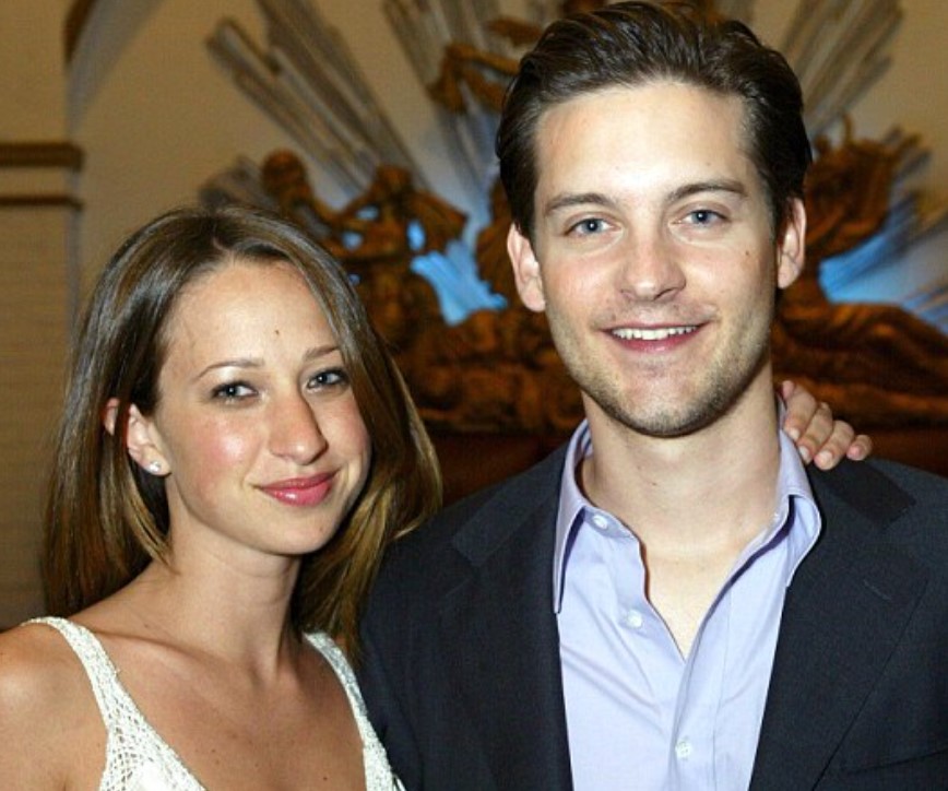 Tobey Maguire y Jennifer Meyer 2 – Barrio